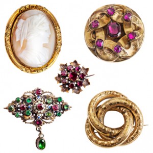 5 pieces of antique and vintage jewelry.